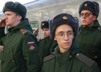 Putin Signs Decree To Draft 130K Young Men In Fall Conscription