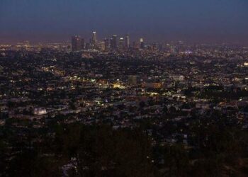 Wild Mobs Of Young People Totally Out Of Control