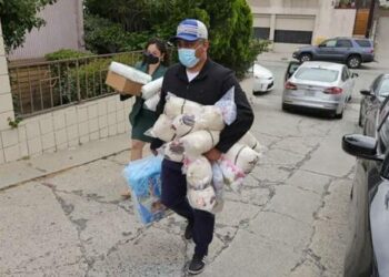 20th Busload Of Illegal Immigrants Arrives In Downtown Los Angeles