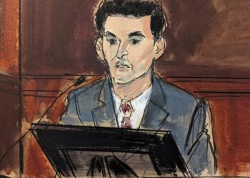 Bankman-Fried Evades Questions at FTX Fraud Trial