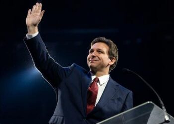 DeSantis Accuses Trump Of ‘Mailing In’ Campaign