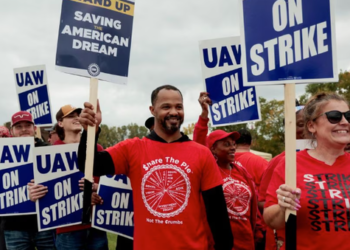 Ford, GM Layoff Another 500 Workers As Strikes Ripple Across Heartland 