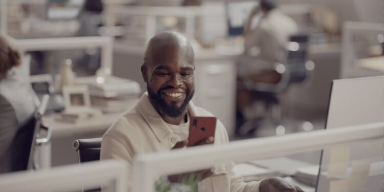 Get Your Direct Deposit Two Days Sooner with Early Pay Day by Wells Fargo