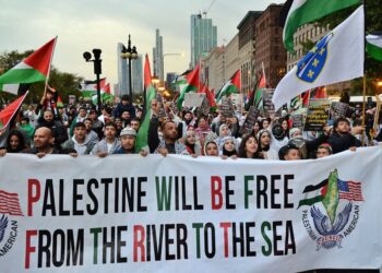 John Cusack Whitewashes Hamas Terror Attack as Self-Defense After Talking to Palestinian Protesters in Chicago