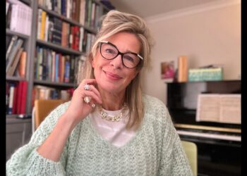 Katie Hopkins Batsh*t Bonkers Britain 17 Oct. We see you Jimmy Carr