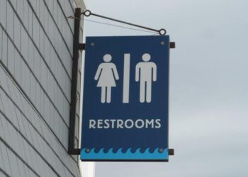 Shouting Your Pronouns In A Crowded Theater