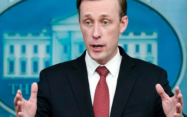 UPDATE 1-Biden to Push Israel, Ukraine Aid Package over $2 Billion This Week