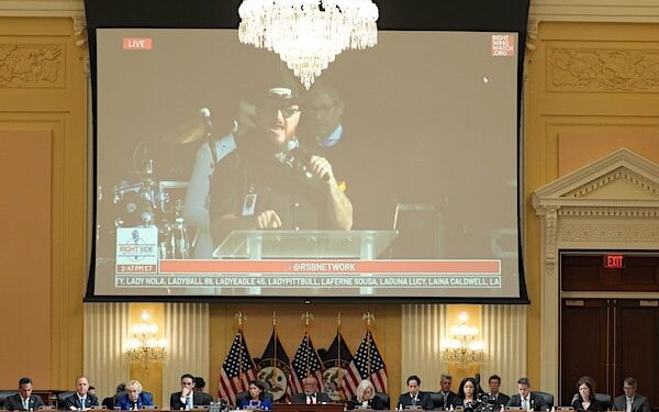 GOP Sen. Mike Lee Calls for Probe of Jan. 6 Panel After Tapes Released