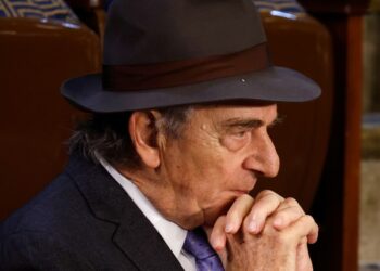 Man Accused of Attacking Pelosi’s Husband Apologizes at Trial