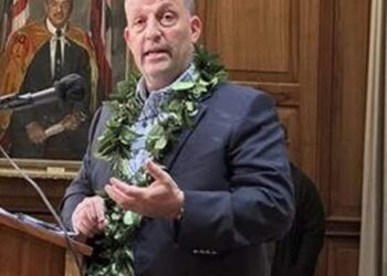 Hawaii Gov. Wants 3,000 Vacation Rentals Converted to Housing for Maui Wildfire Survivors