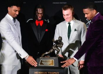 LSU QB Jayden Daniels Wins Heisman Trophy