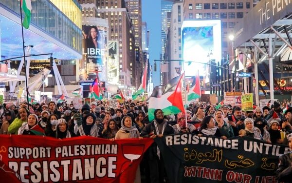 Pro-Palestinian Demonstrators March in NYC Transit Hubs