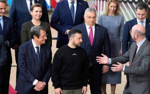 Ukraine Gets EU Membership Boost, but No New European Aid