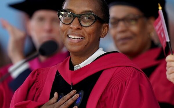 Harvard Crimson Dissenters: President Gay Should Resign