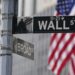 Wall Street Holds Near Its Record Heights