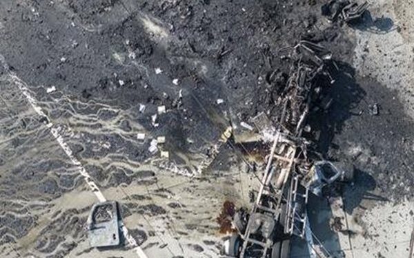 9 Los Angeles Firefighters Hurt After Burning Truck’s Fuel Tank Explodes