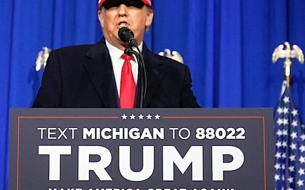 Trump: ‘Fire Crooked Joe’ to Replace ‘Bidenomics With MAGA-nomics’