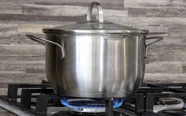 Cooking on Gas Stoves 100 Times More Dangerous