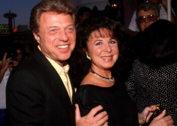 Steve & Eydie Singer Steve Lawrence Dead at 88