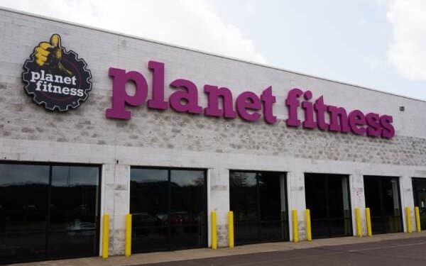 Woman Banned From Planet Fitness Vows to Keep Fighting