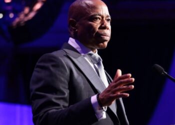 Ex-Cop Gets 200 Hours Community Service for Campaign Scheme to Help NYC Mayor