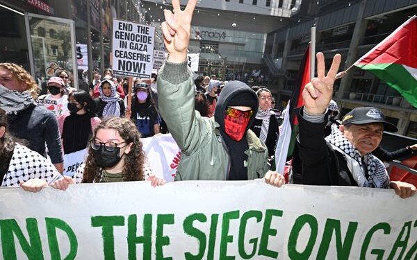 Protesters Linked to Palestinian Terrorist Group Launch Blockade