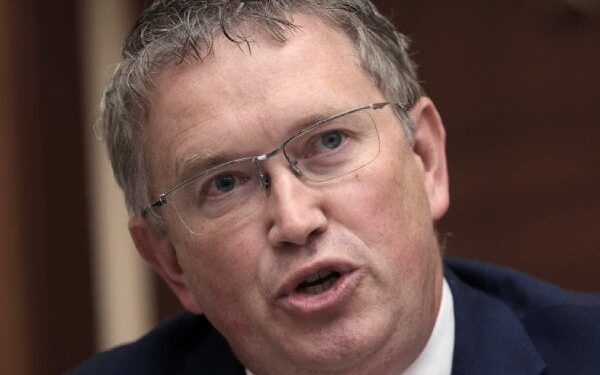 Rep. Massie Vows to Join Effort to Oust Speaker